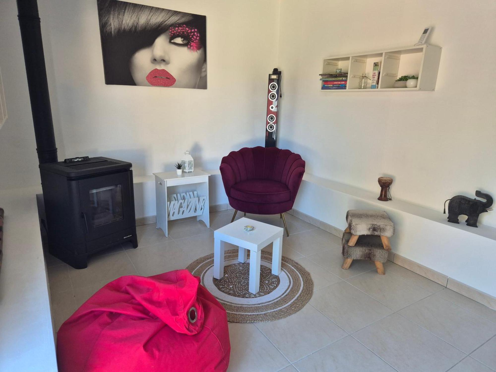 Location Venelles Villa Luaran gambar